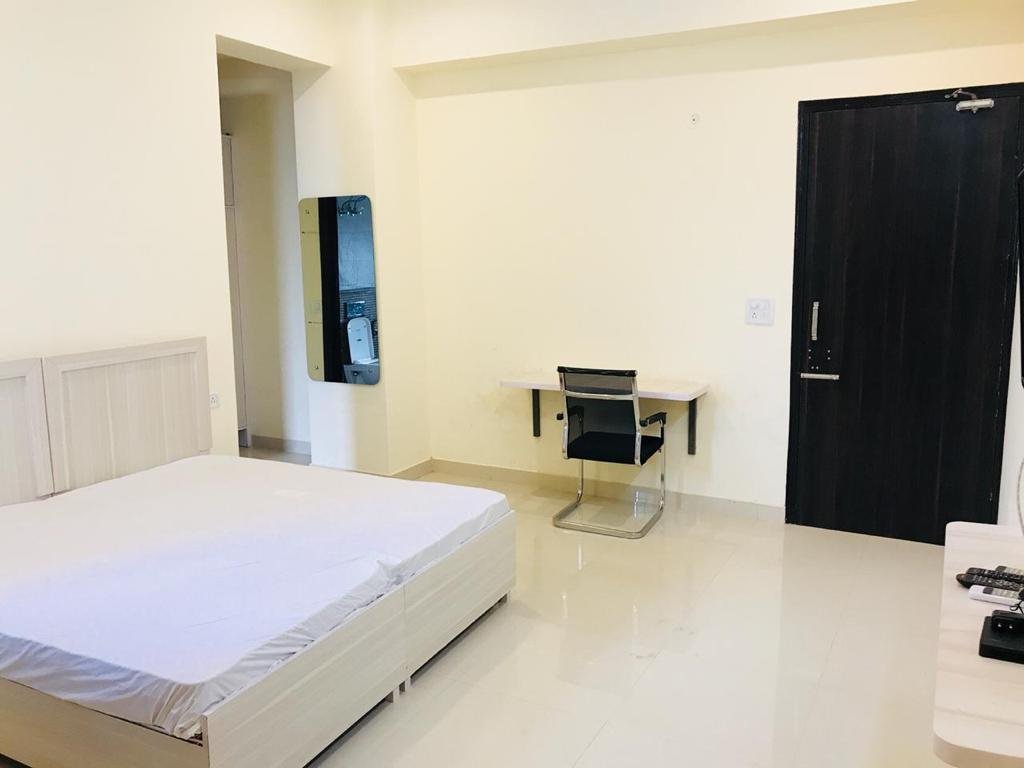 Pg in Dlf Phase 1 Gurgaon