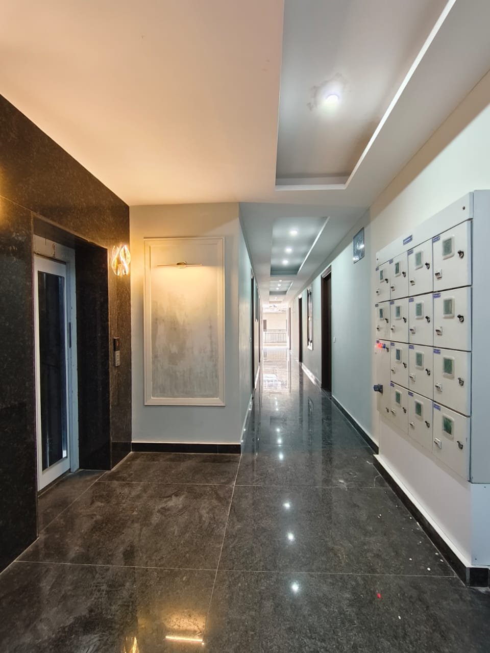 1 RK + 1 bhk in Sushantlok, Gurgaon photo