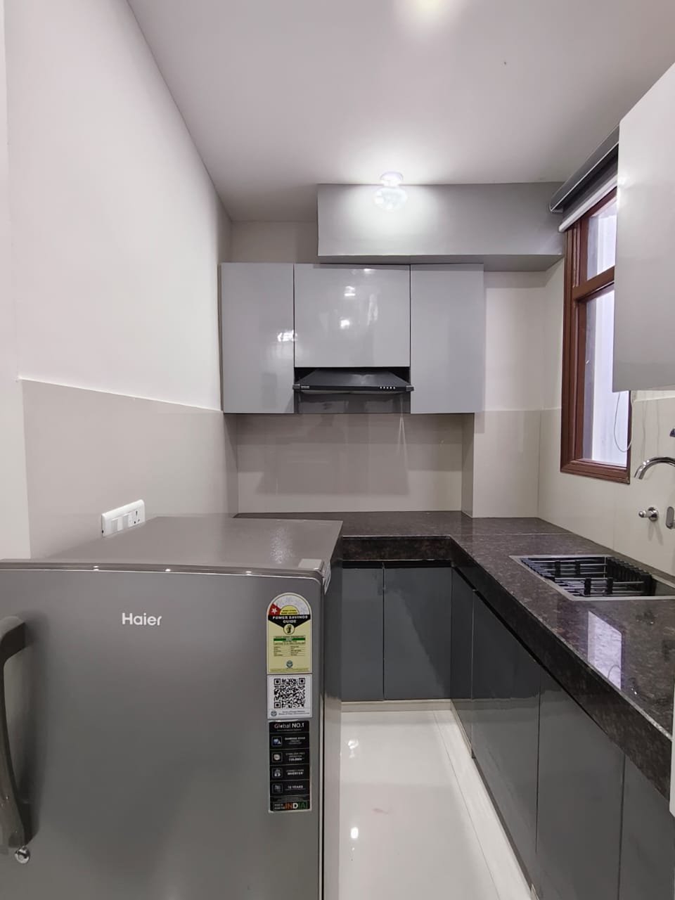 1 RK + 1 bhk in Sec 53 golf course road Gurgaon photo