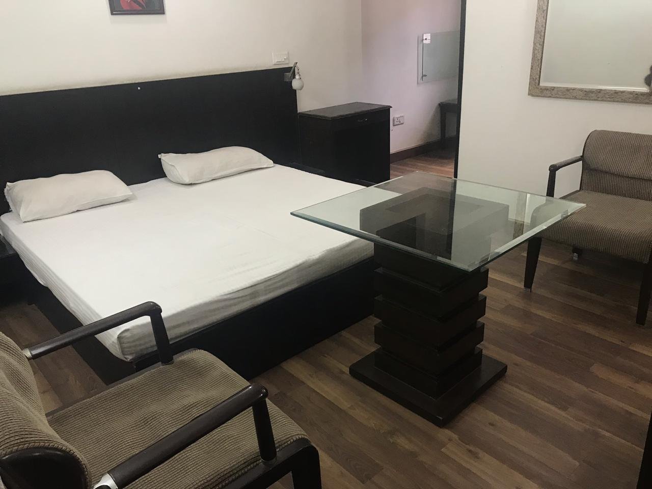 Girls pg  Dlf phase 2 gurgaon photo