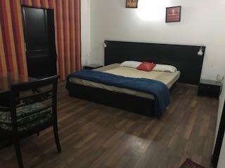4bhk flat in Dlf phase 2 gurgaon